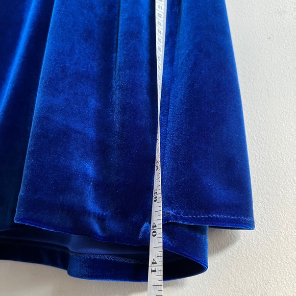 Women's Vince Camuto Blue Velvet Dress Size 6 - Picture 4 of 6